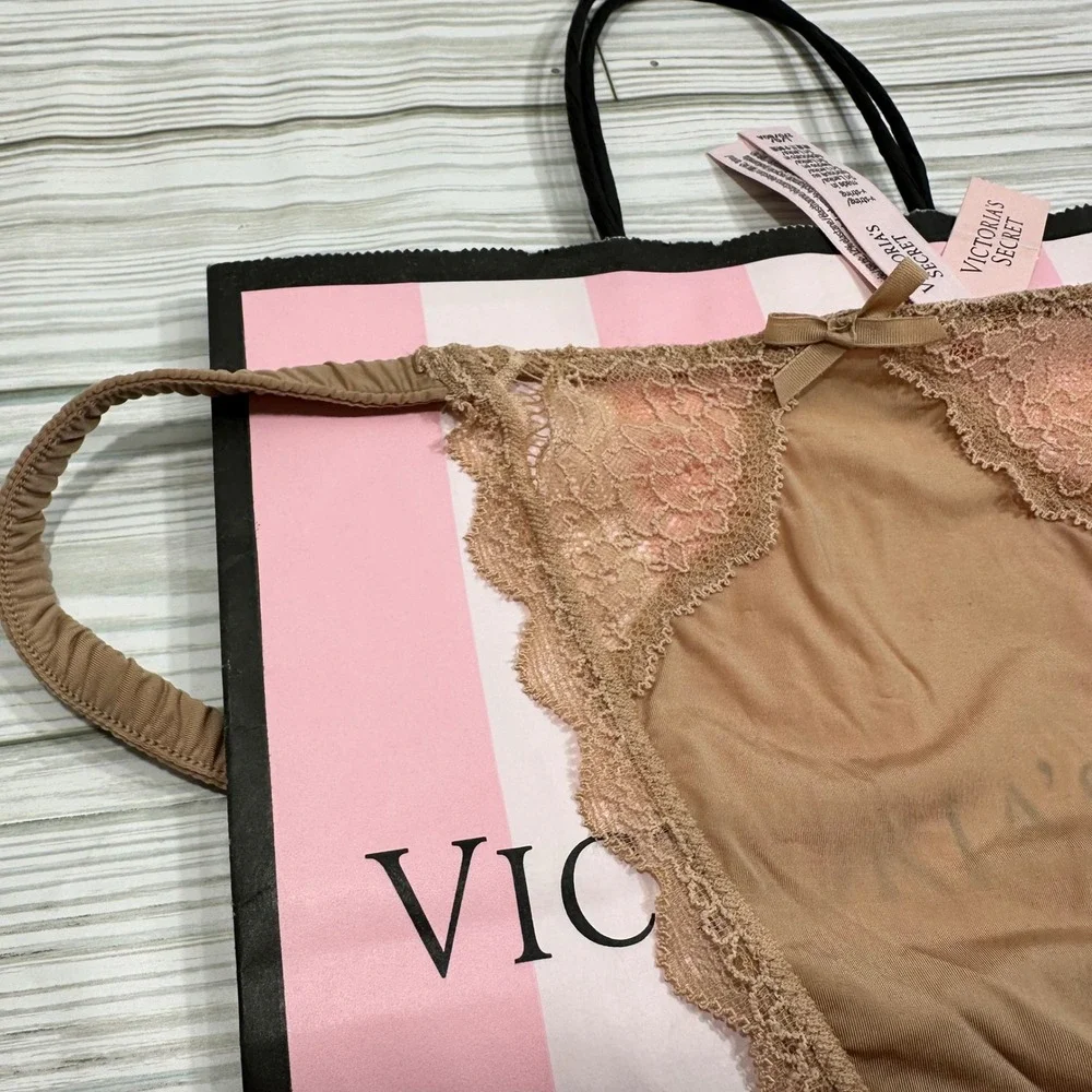 NWT Victoria's Secret Sheer Lace‎ Trim Thong Panty Tan Large